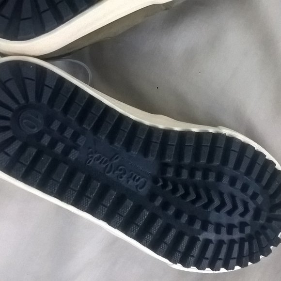 Cat & Jack Olive green toddler boys slip on shoes - Picture 4 of 6